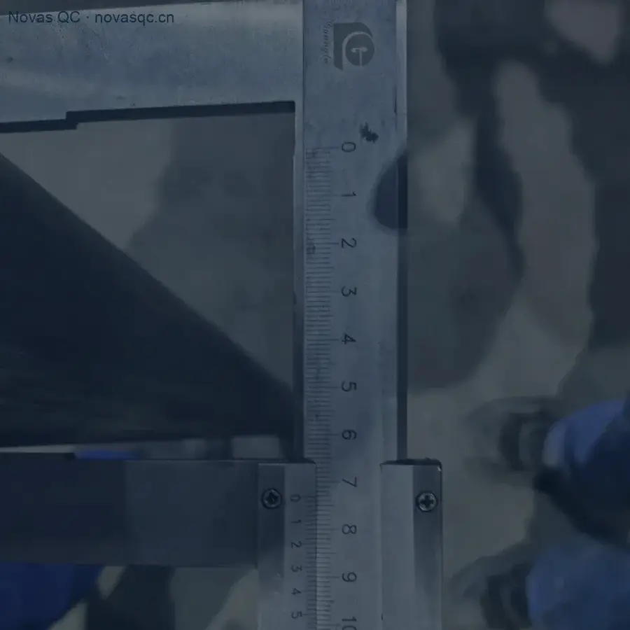 Novas QC inspection at a Chinese pipe manufacturer — quality-assured production line (质量就是生命)